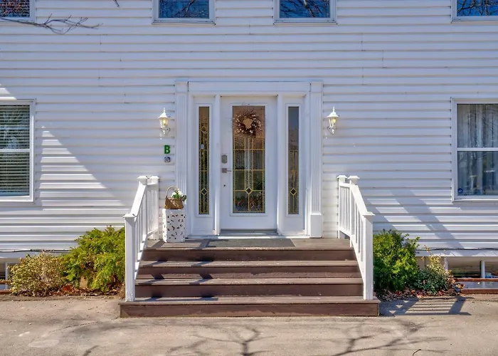 Finlay House Bed And Breakfast Niagara - On - The - Lake