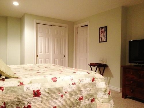 Bed & Breakfast Finlay House - On - The - Niagara-on-the-Lake