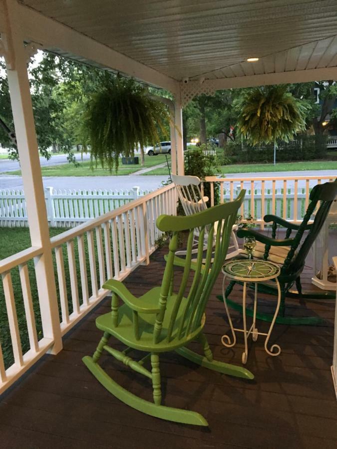 Bed & Breakfast Finlay House - On - The -