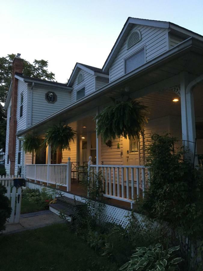 Finlay House - On - The - Niagara-on-the-Lake